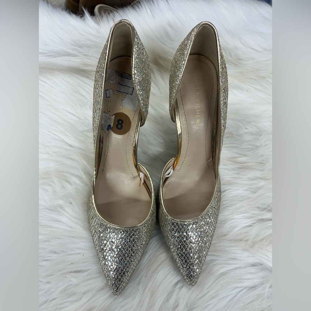 Marc Fisher Gold high heeled shoes size 8 woman’s - Picture 2 of 10